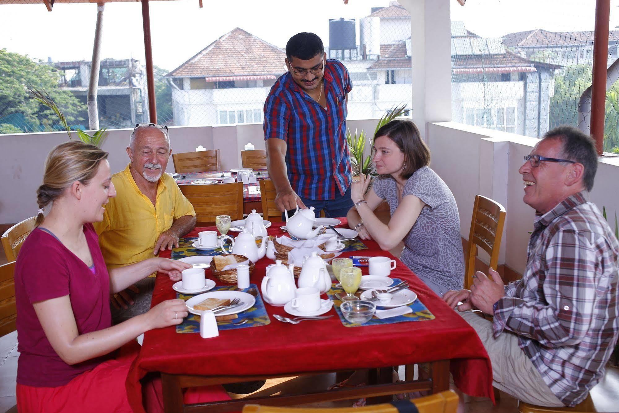 The Fort Manor Hotel - Kochi Kerala Fort Kochi Exterior photo